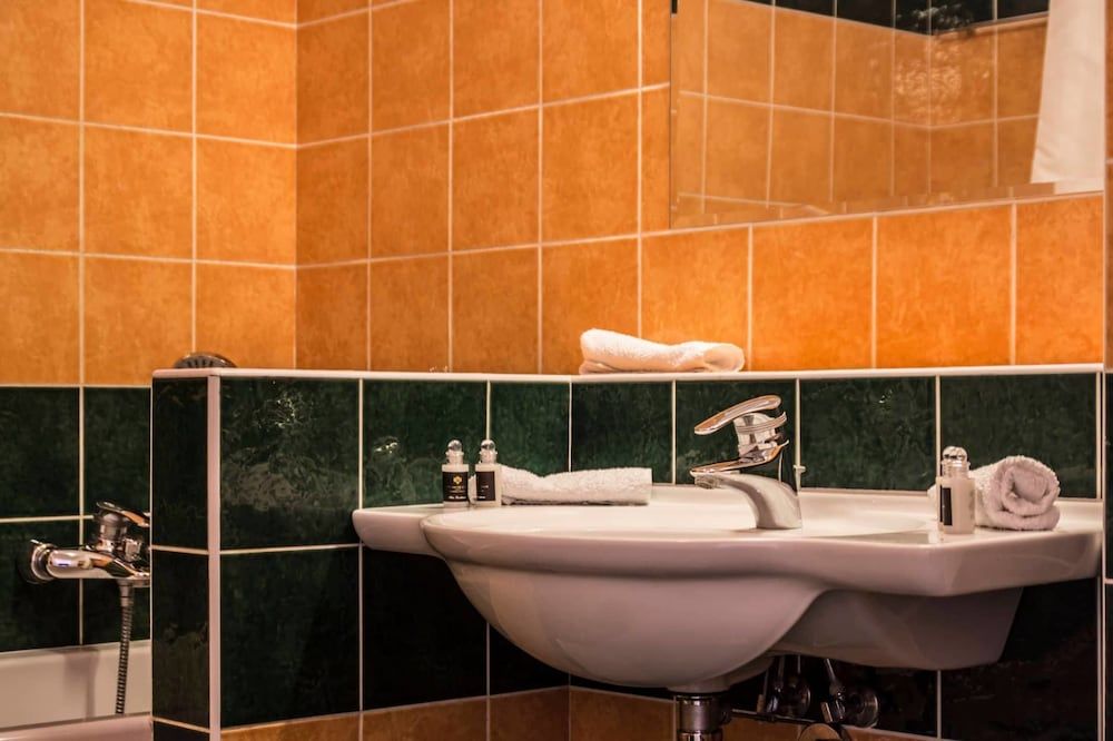 Exclusive Riverside Apartment In Heart Of Prague Exclusive Apartment 14