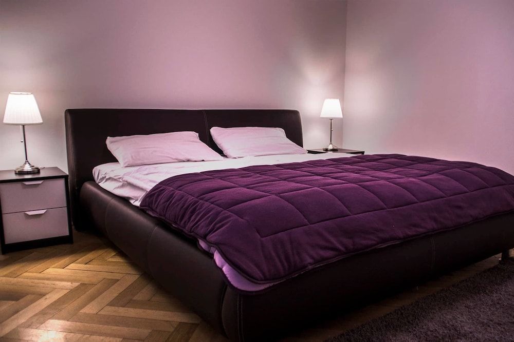 undefined Exclusive Riverside Apartment In Heart Of Prague 6