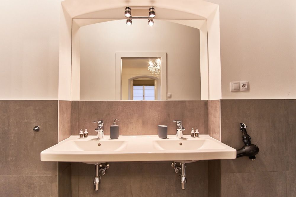 Charles Bridge Royal Apartment Apartment, 2 Bedrooms 22