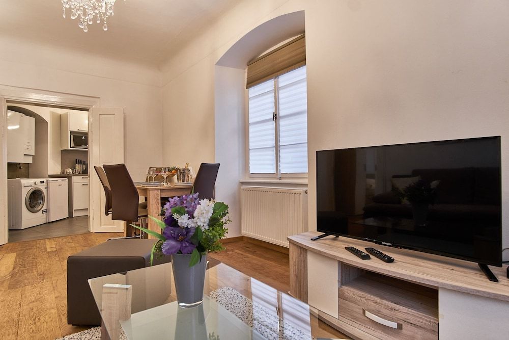 Charles Bridge Royal Apartment Apartment, 2 Bedrooms 20