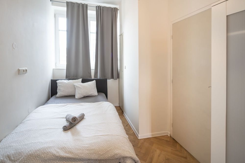 Premier Apartment Wenceslas Square II. City Apartment, Multiple Beds, Accessible, City View 4
