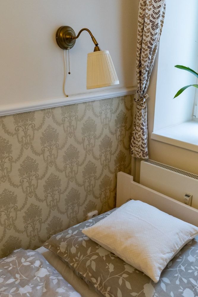 Studio near Congress Centre II. Romantic Studio, Multiple Beds, Kitchenette, Courtyard Area 11