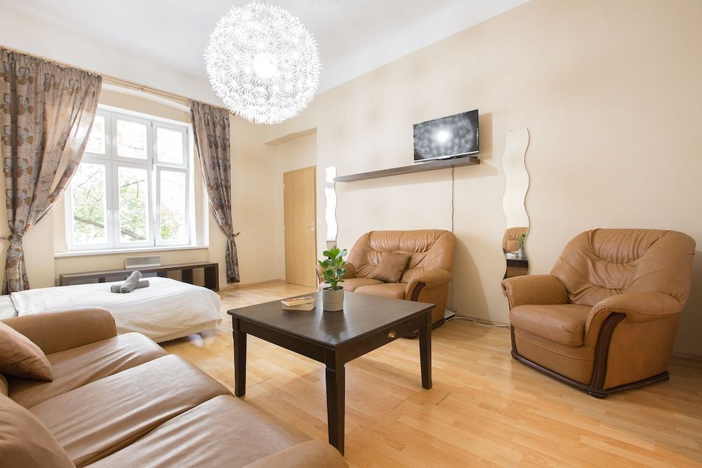 undefined Premier Apartment near Museum 10