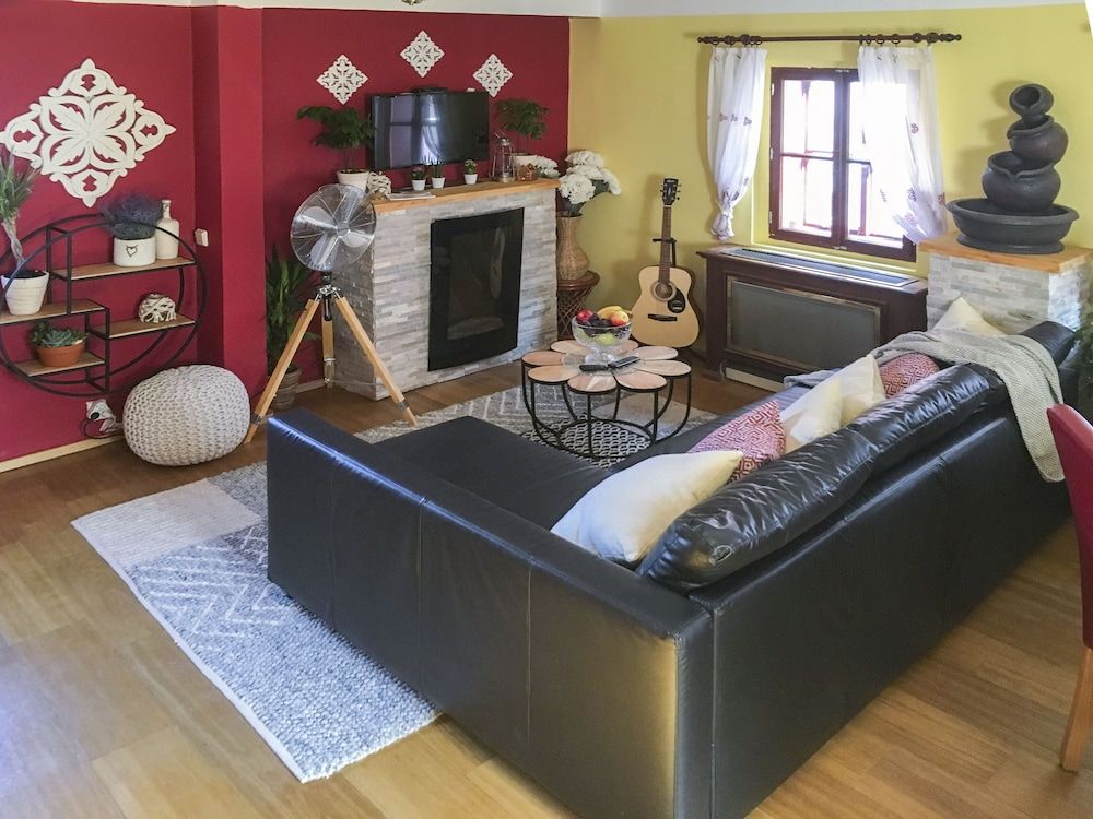 Incredible 2Br Loft in Heart of Prague Apartment, City View 11