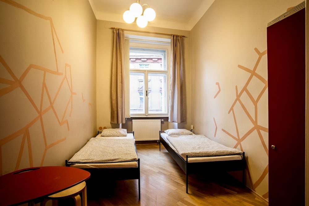 Ahoy! Hostel Economy Twin Room