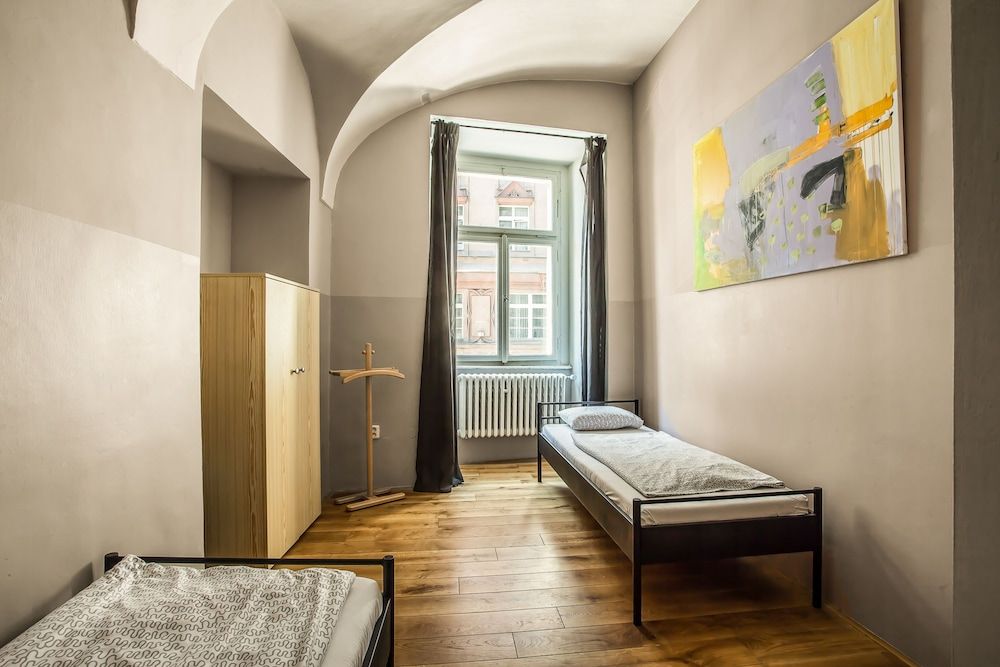 Ahoy! Hostel Economy Twin Room 3