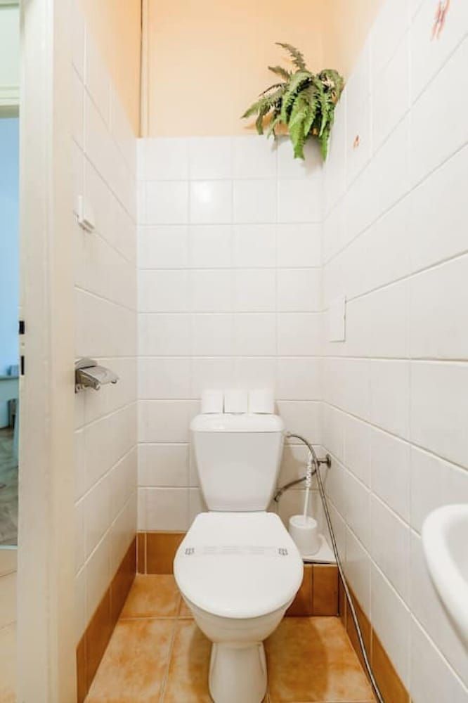 undefined Central Apt with Netflix subscription 9