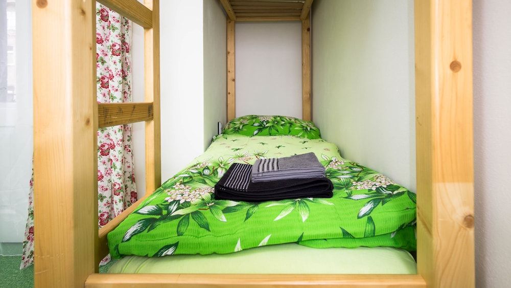 undefined Apartment Four Year Seasons 9