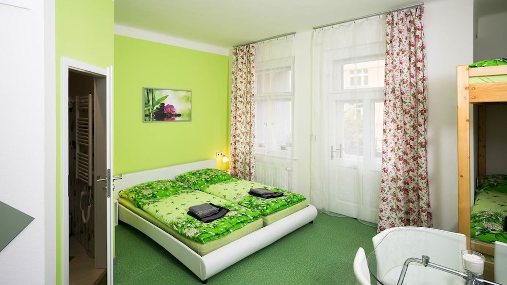 undefined Apartment Four Year Seasons 7