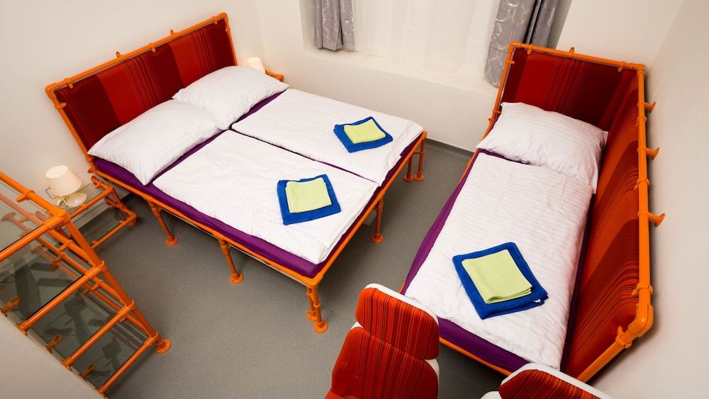 METRO Apartment Design Triple Room