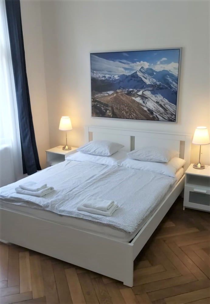 Aparthotel Wenceslas Premier Apartment, 2 Bedrooms, Non Smoking, Bathtub (#79) 4