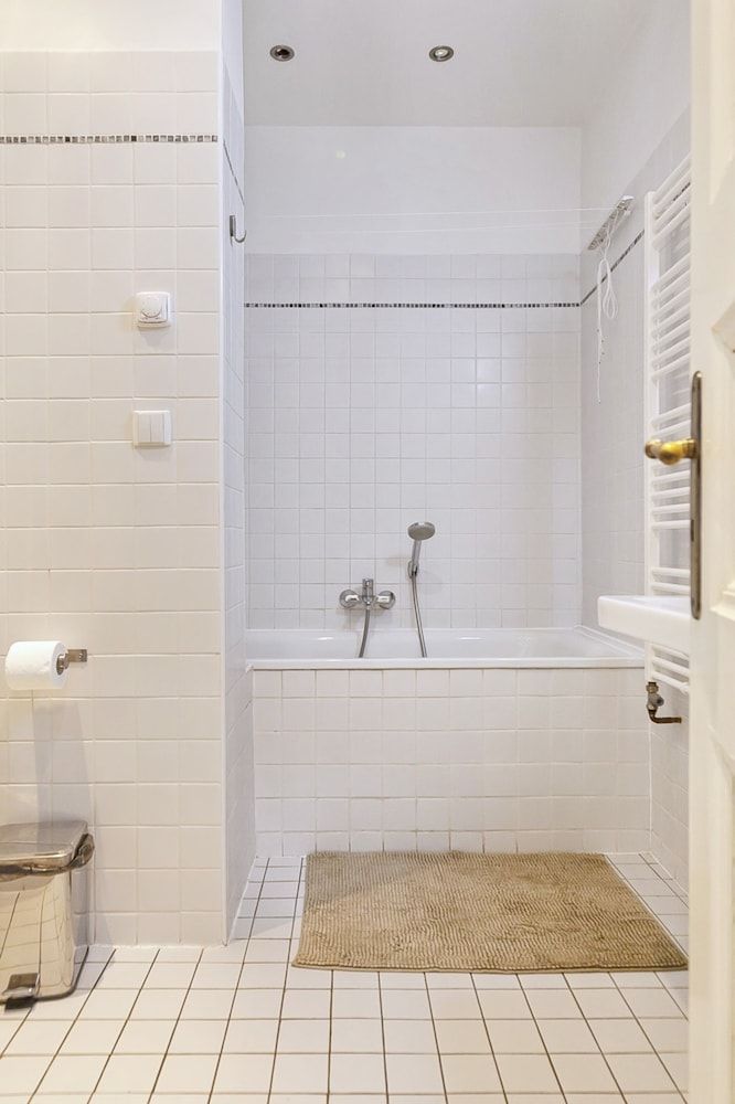 Aparthotel Wenceslas Premier Apartment, 2 Bedrooms, Non Smoking, Bathtub (#79) 7