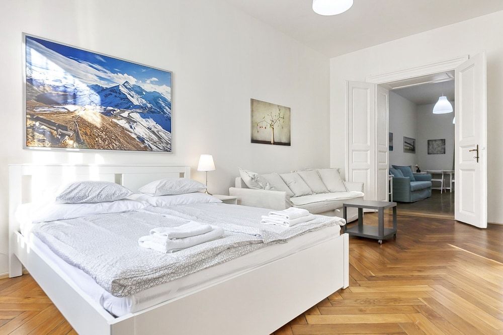 Aparthotel Wenceslas Premier Apartment, 2 Bedrooms, Non Smoking, Bathtub (#79) 2