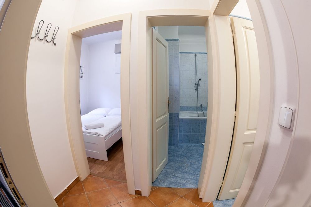 St. Nicholas Church view apartment Comfort Apartment 8