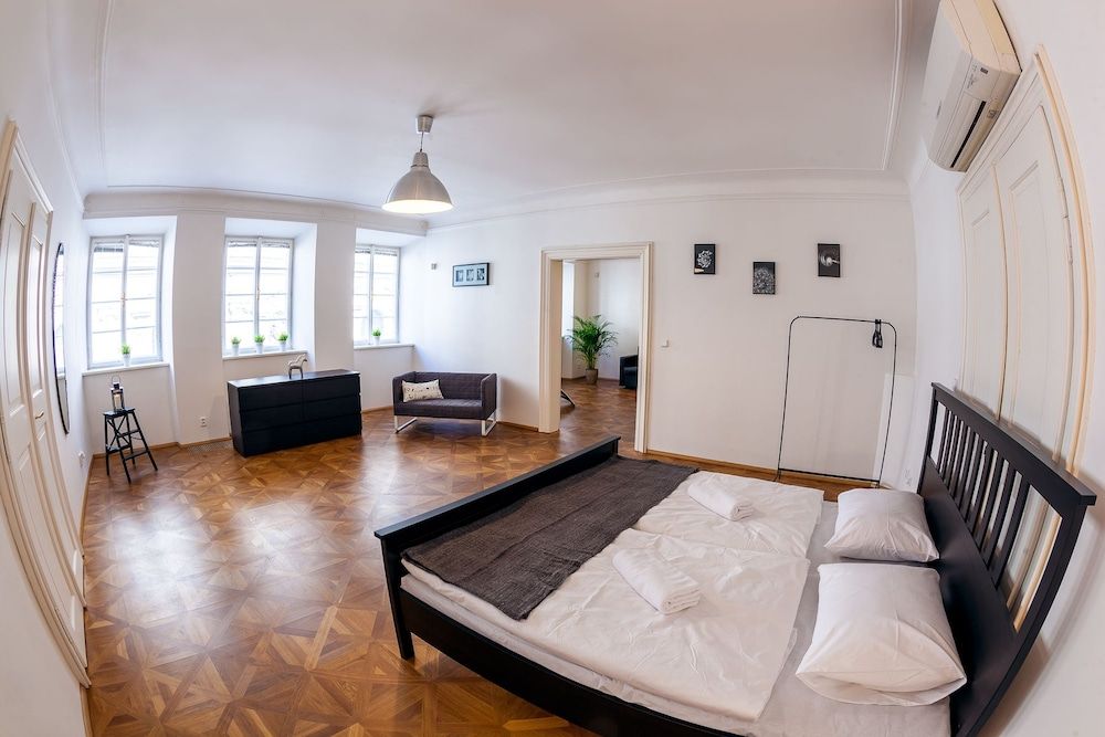 St. Nicholas Church view apartment Comfort Apartment 5