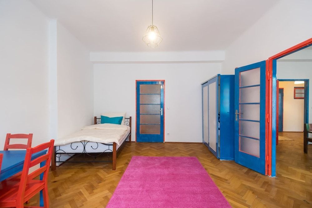 undefined A Home At The Heart Of Prague 7