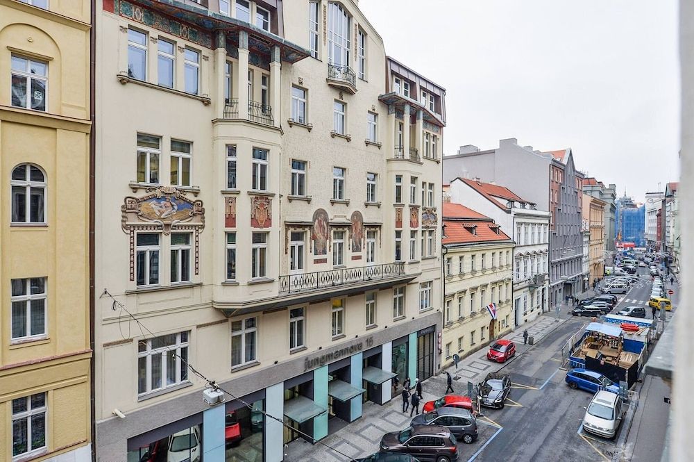 undefined A Home At The Heart Of Prague 2