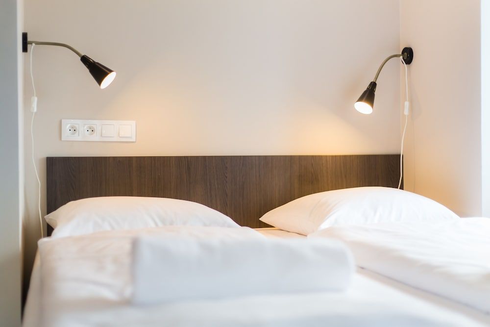 undefined Minimino hotel 8