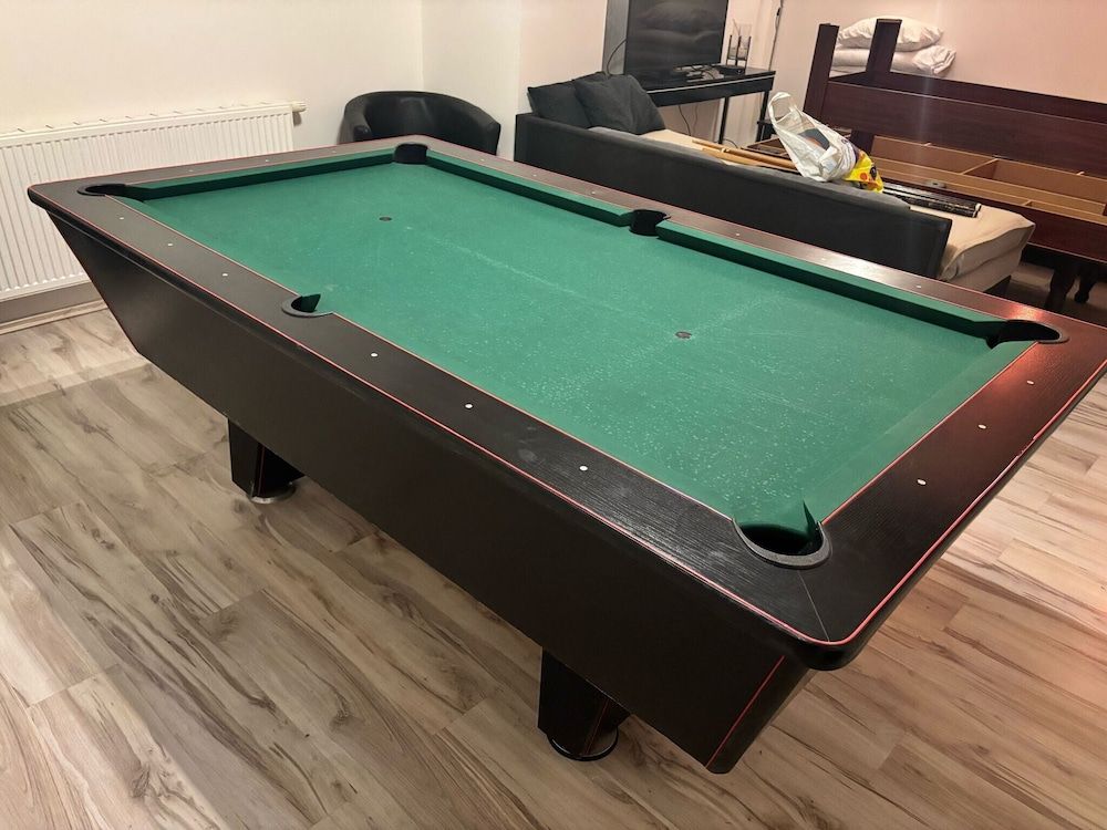 undefined Party Bunker Apartment 5