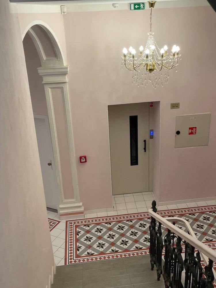 undefined 2-bed Apartment in Praha 5