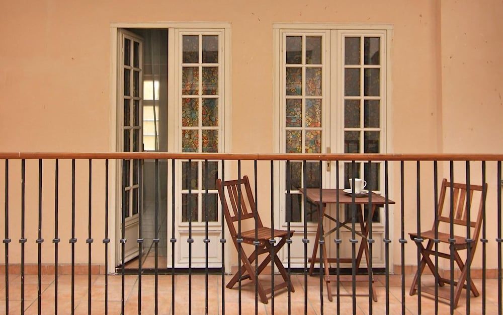 Historical Apartment With Balcony Apartment 11