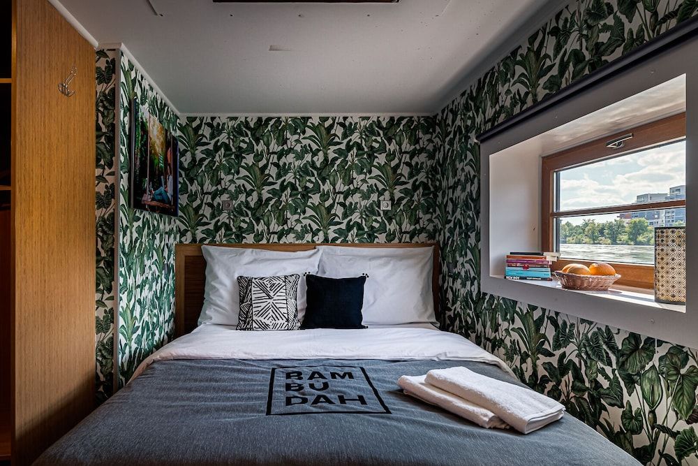 Botel Marina Standard Double Room, Non Smoking 5