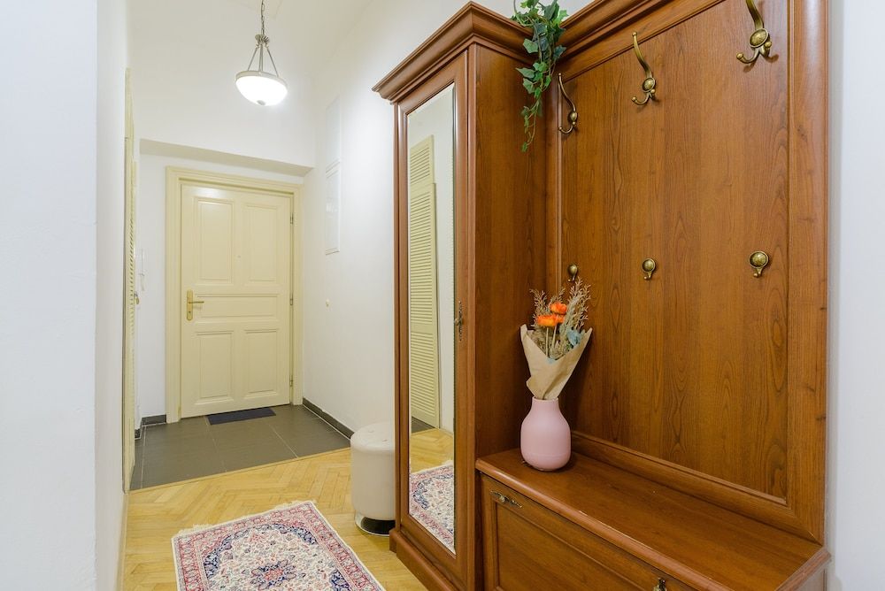 undefined 3-bedrooms apartment in center of Prague 6