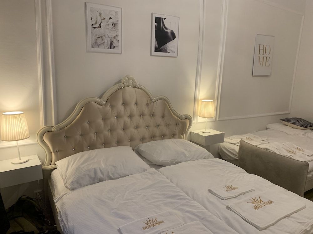 undefined Helen Homestay Vyšehrad 10