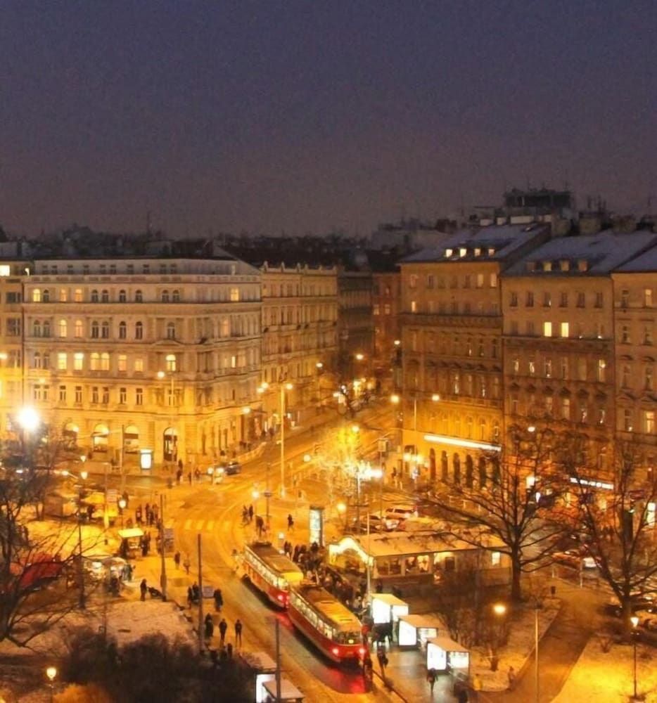 undefined Helen Hostel u Náměstí Míru 6