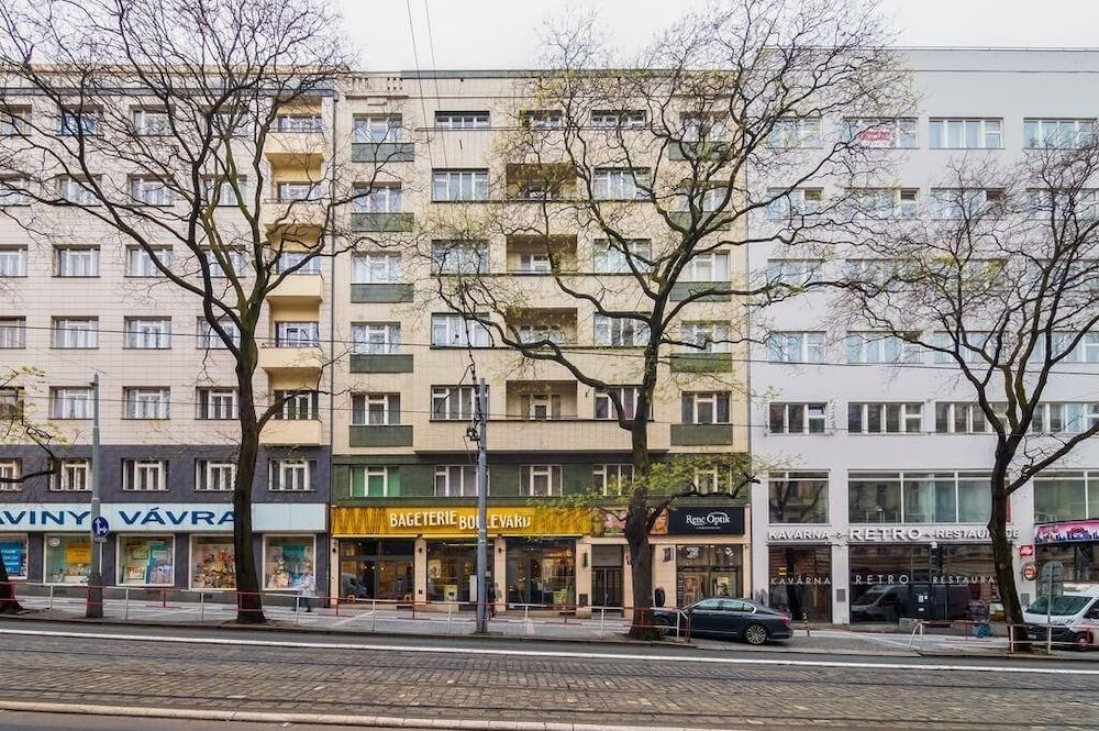 undefined Helen Hostel u Náměstí Míru 4