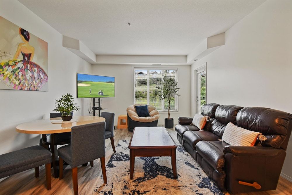 Condo, 2 Queen Beds, Pool Access, Mountain View