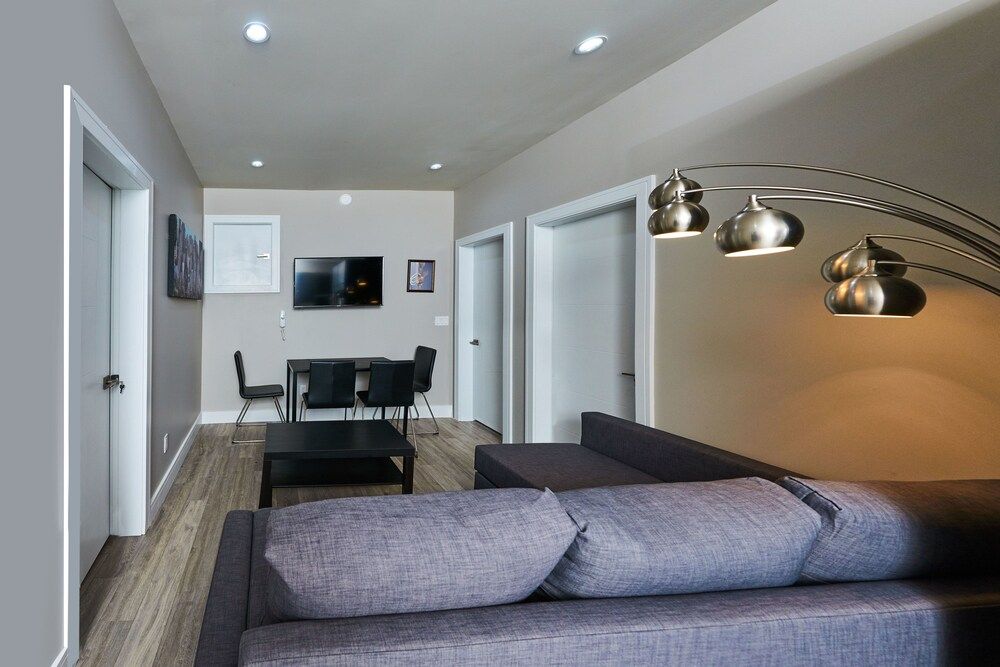 The Chateau Signature House, 7 Bedrooms, Non Smoking, Mountain View 21