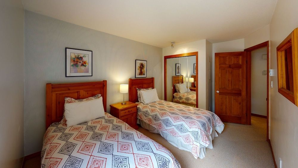 Condo, 2 Bedrooms (03)