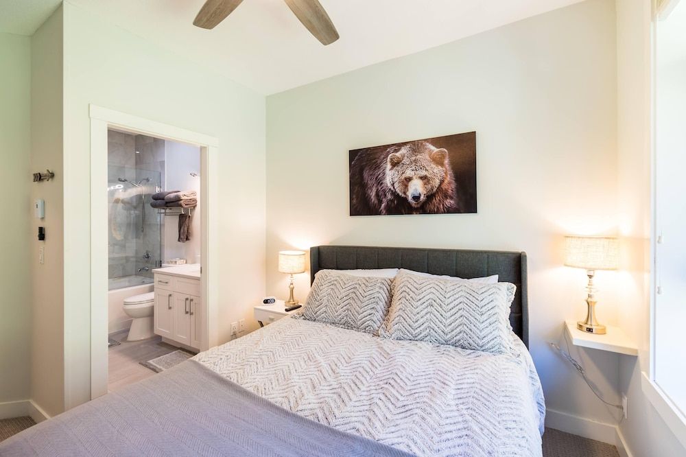 Townhome, Multiple Beds (Panoramic Views from this gorgeous 2 )