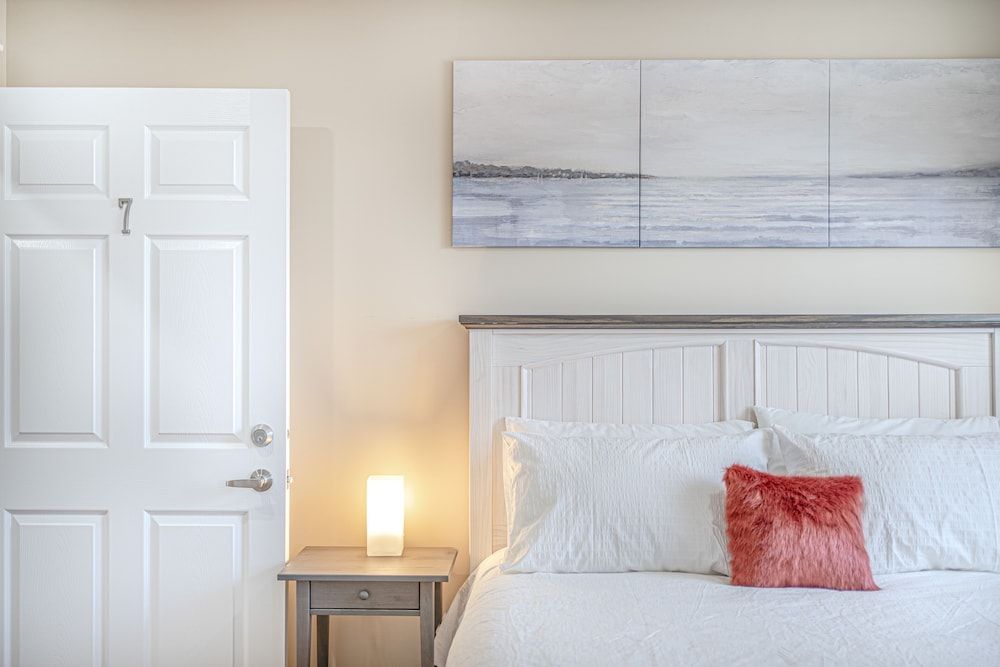 Riverside Inn Standard Room 2