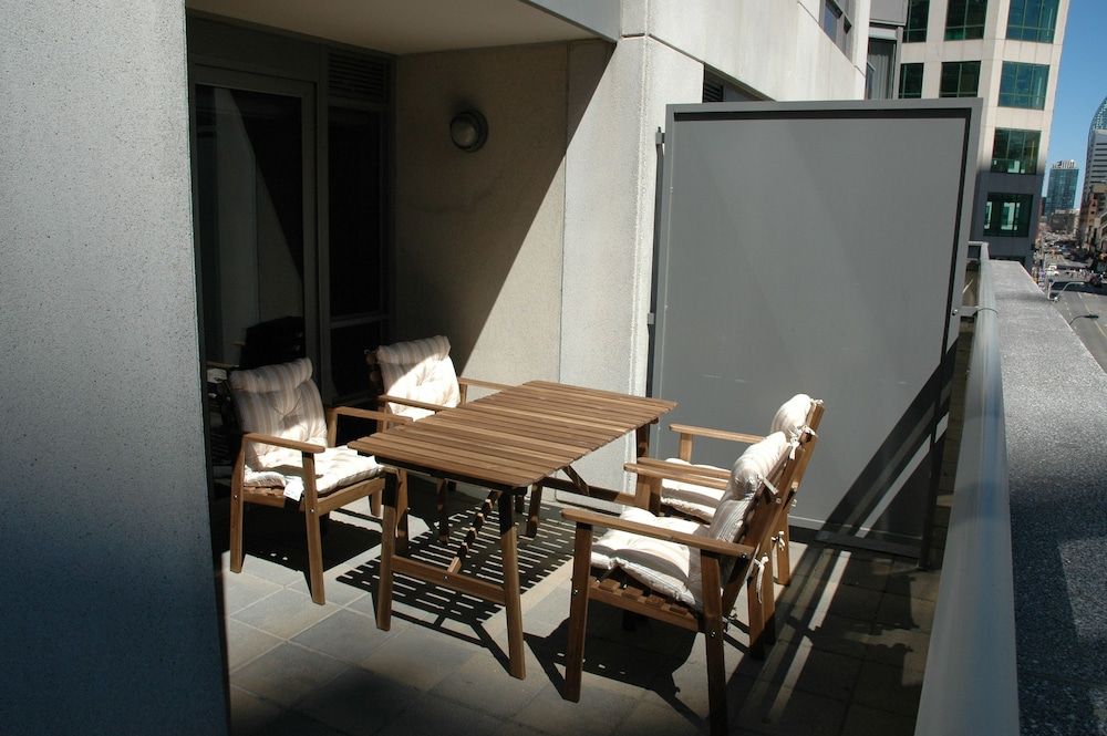 undefined Livingsuites Toronto - 20 Blue Jays Way 9