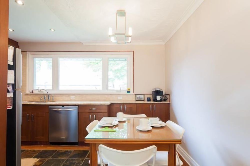 undefined Beautiful Detached 6 Bedroom House 9