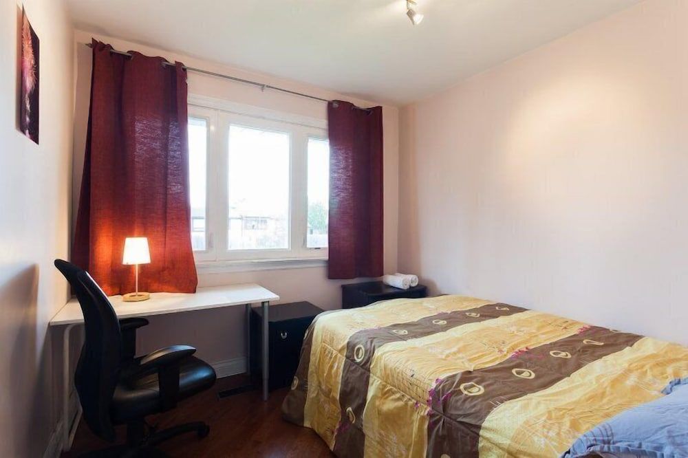 undefined Beautiful Detached 6 Bedroom House