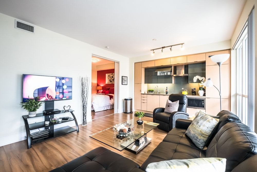 QuickStay - Ultra Luxury on Front St. (Union Station) Luxury Condo, 1 Bedroom, City View 13