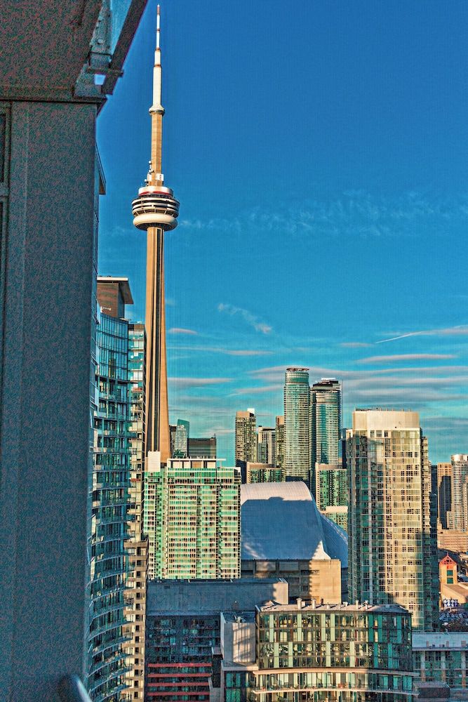 Downtown Toronto Luxury Suites Luxury Condo, 2 Bedrooms, Lake View 11