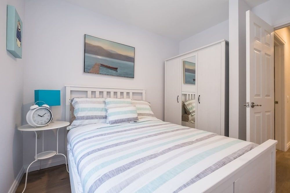 undefined Chic & Central 3-bedroom in Little Italy 10