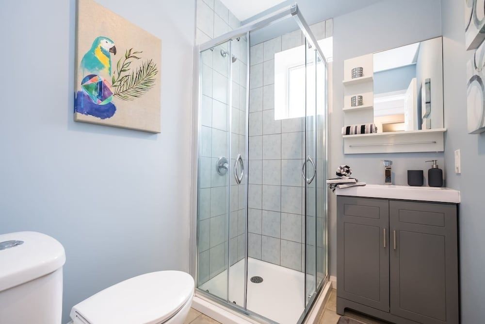 Chic & Central 3-bedroom in Little Italy House (3 Bedrooms) 10