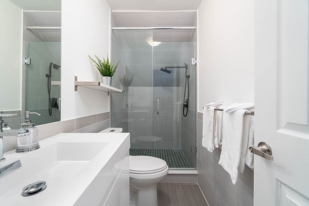 The Jameson Stays Comfort Townhome, 1 Queen Bed with Sofa bed, Non Smoking 6