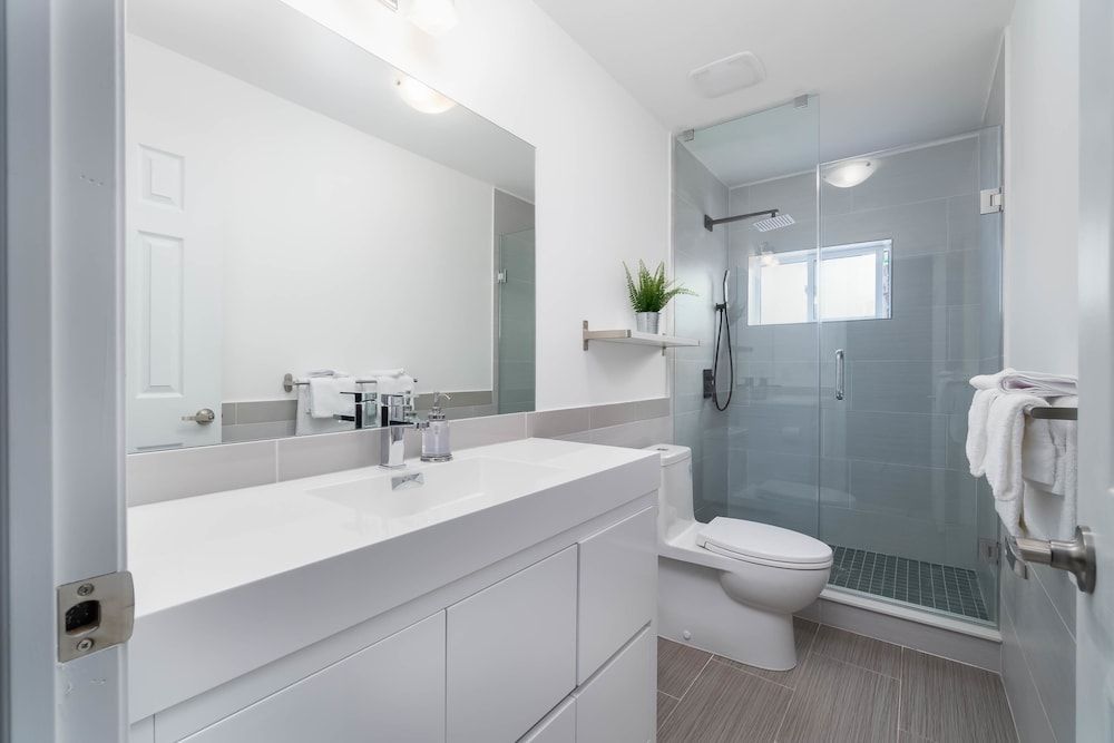 The Jameson Stays Comfort Townhome, Multiple Beds, Non Smoking, Ground Floor 6