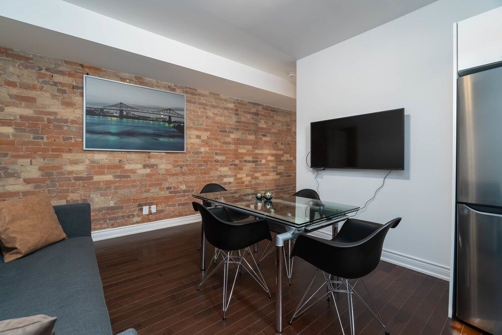 The Jameson Stays Comfort Townhome, Multiple Beds, Non Smoking, Ground Floor 7