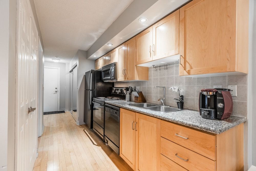 undefined AOC Suites - Heart of Downtown  Condo 9