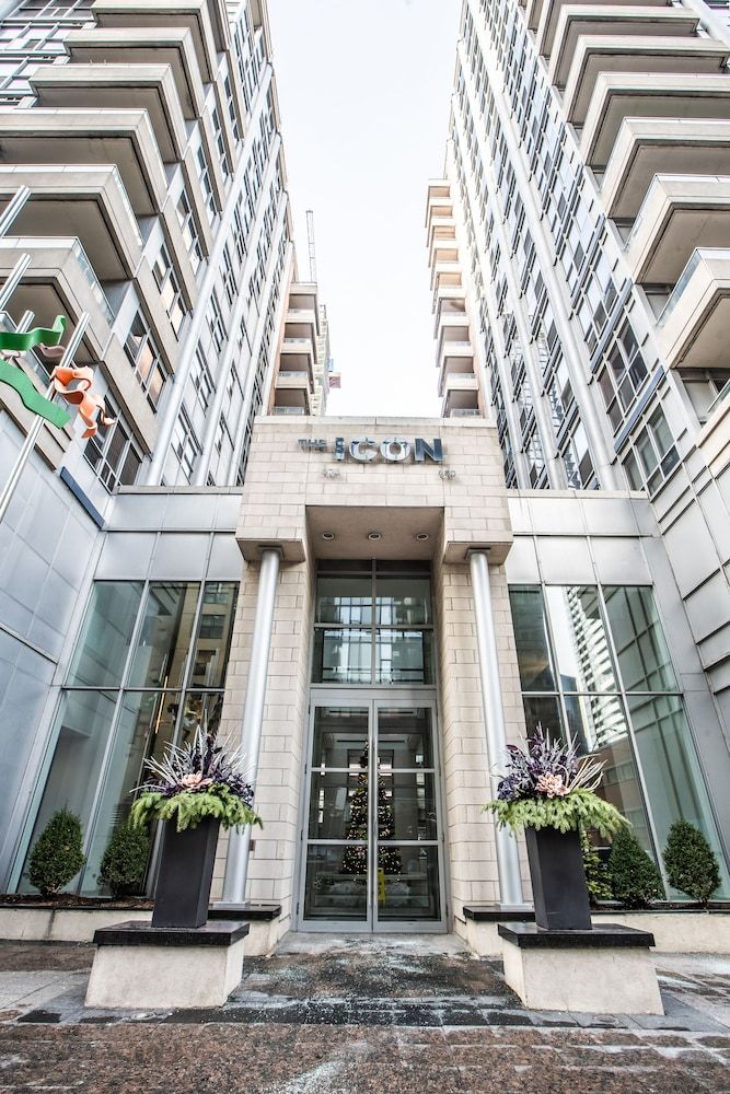 undefined AOC Suites - Heart of Downtown  Condo 4