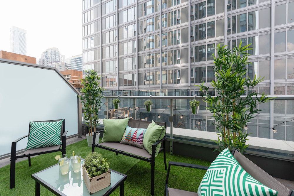 QuickStay Yorkville Paradise - Yonge & Bloor Luxury Condo, 1 Queen Bed with Sofa bed, Non Smoking 23