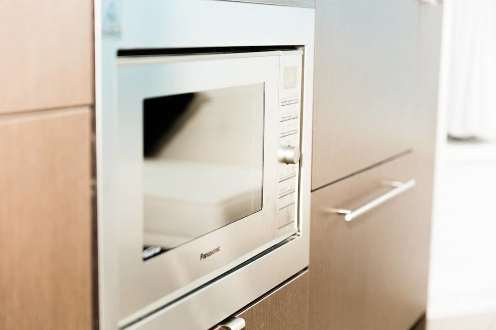 undefined Executive Classdowntown Luxury Condo@yorkville 8