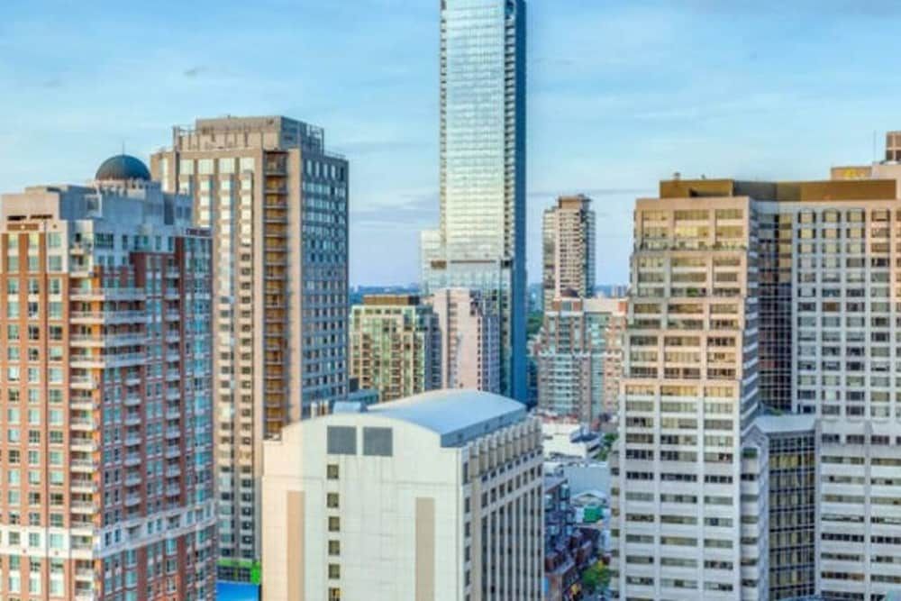 undefined Executive Classdowntown Luxury Condo@yorkville 2